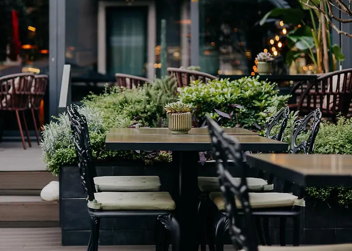 138 Liberdade 5* ליסבון